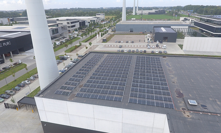 Industrië zonnepanelen MR Solar bij Wever & Ducré 1