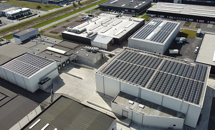 Industriële zonnepanelen MR Solar Vleeshandel Demuynck 2