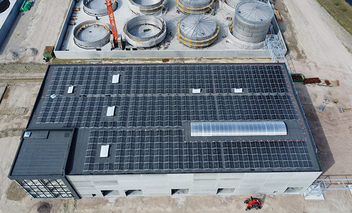 Industriële zonnepanelen bij Ghent Renewables MR Solar 1