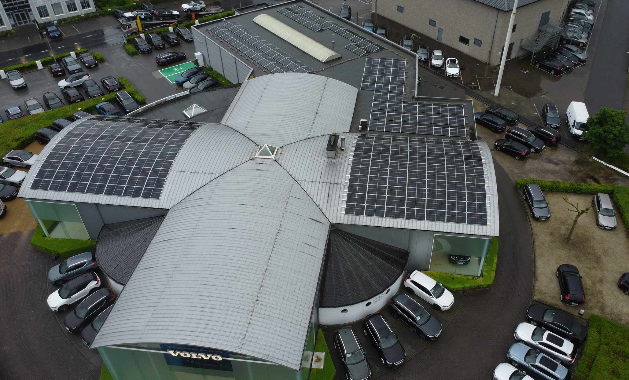 MR Solar zonnepanelen Novabil Volvo Kortrijk 1