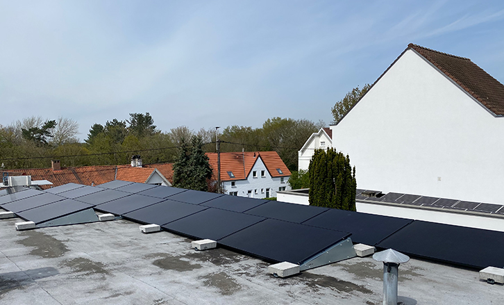 tern particuliere plat dak installatie MR Solar Rixensart