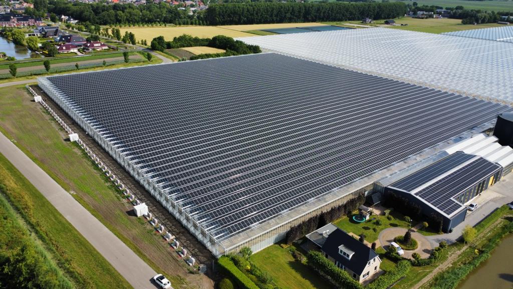 Zonnepanelen voor bedrijven | MR Solar